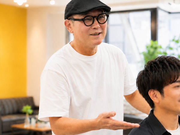 東京・神楽坂 かつらWithウィッグ専門店スタイリスト2