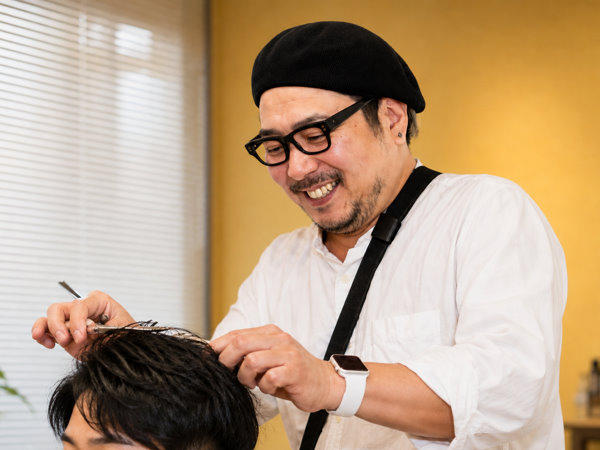 かつらWithヘアショップ大阪・上本町スタイリスト1